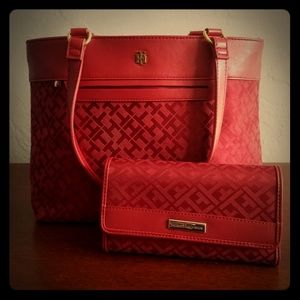 Tommy Hilfiger Purse/Wallet Set